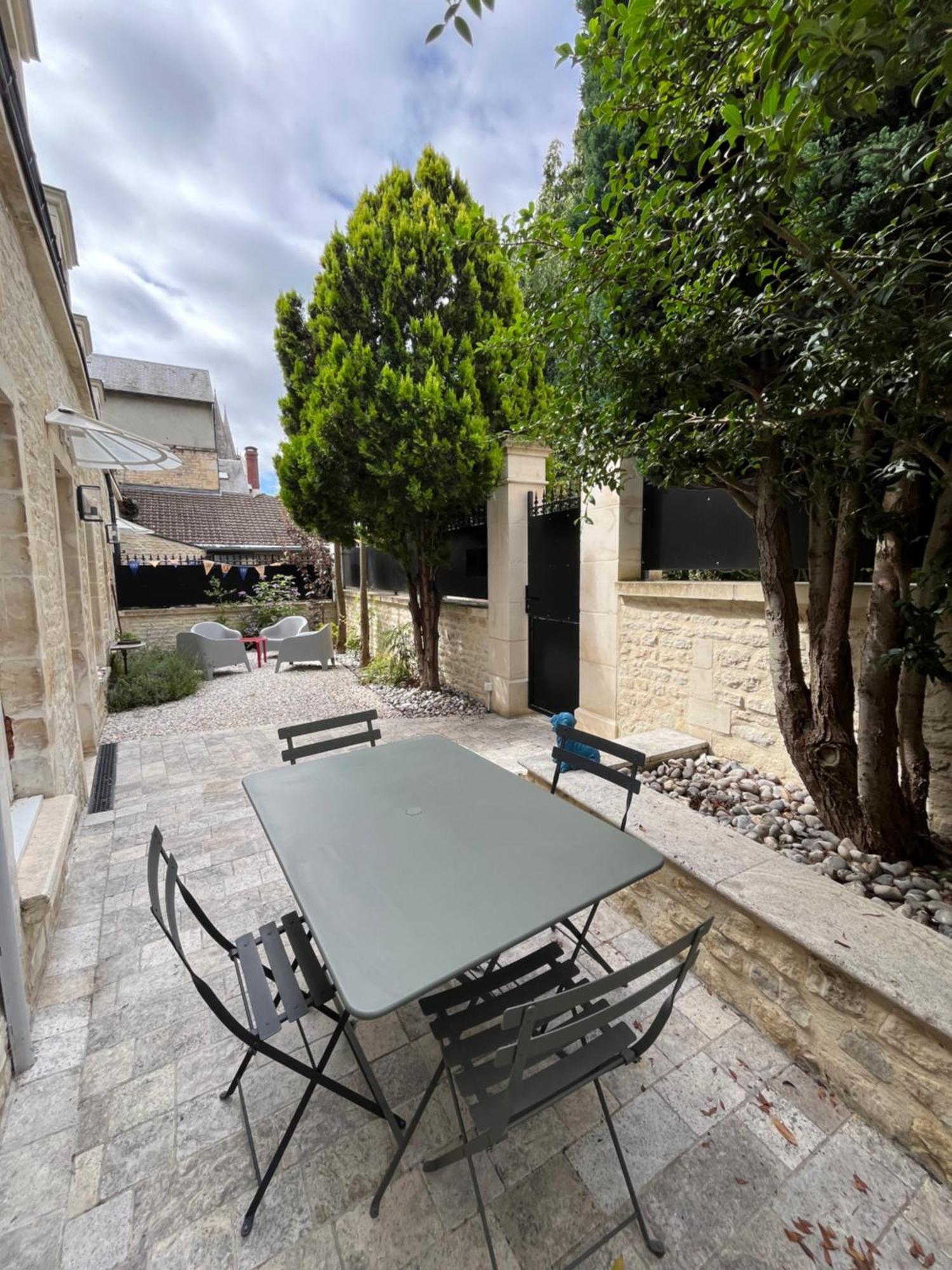 Le Capella, Magnifique Maison Au Calme Avec Garage Caen Luaran gambar